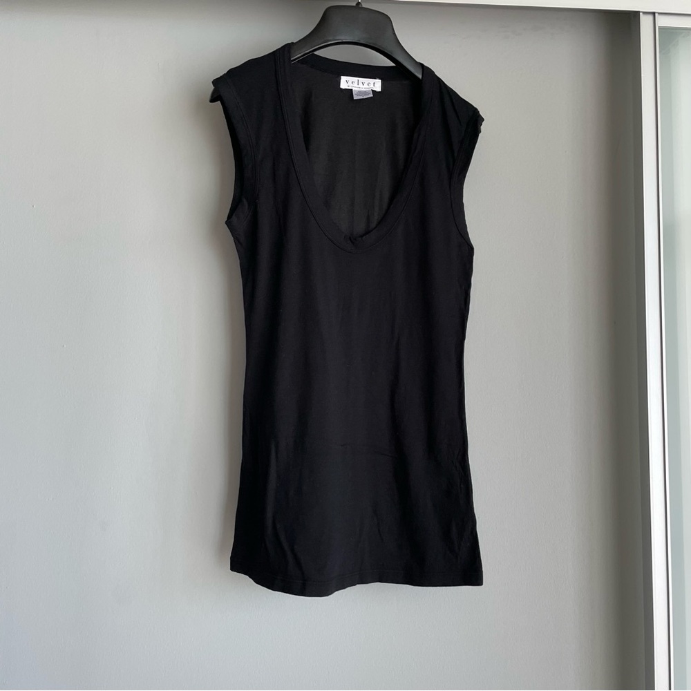 Velvet by Graham & Spencer black tank top S